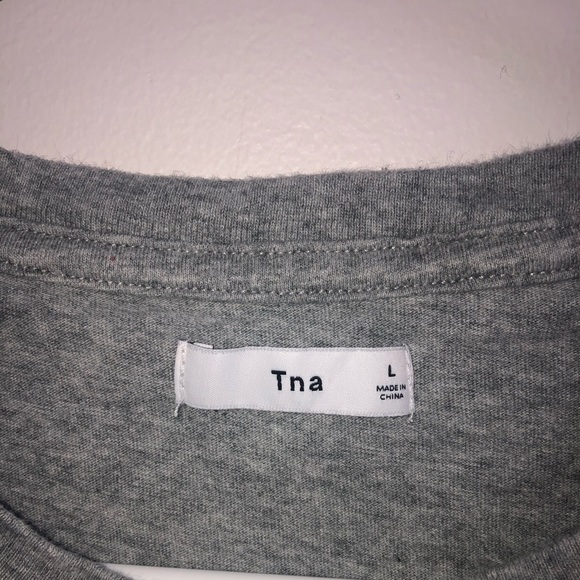 TNA T-Shirt - Picture 2 of 2